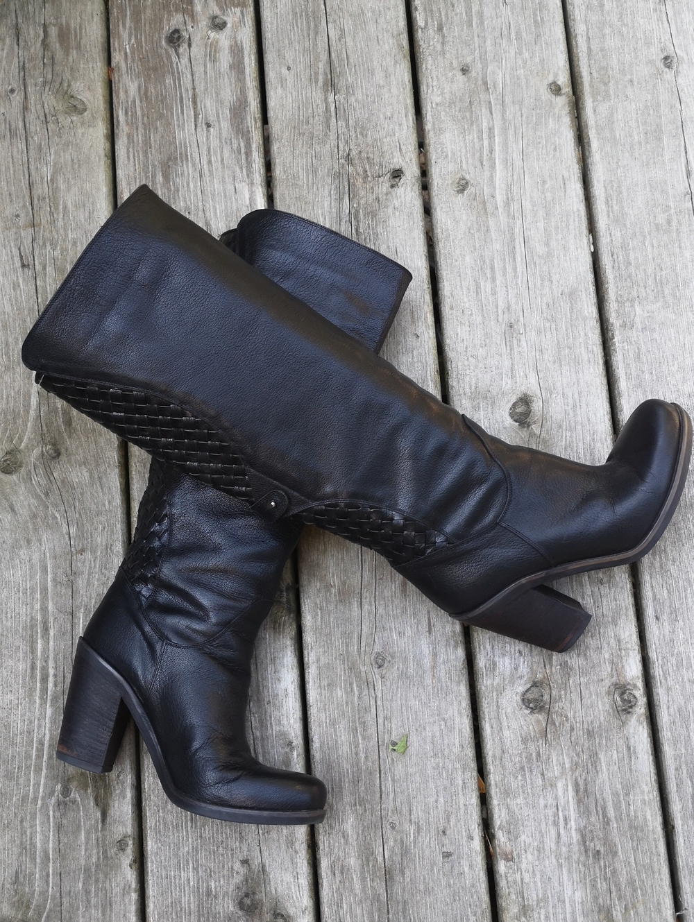 Floran's tall black leather boots w woven leather back